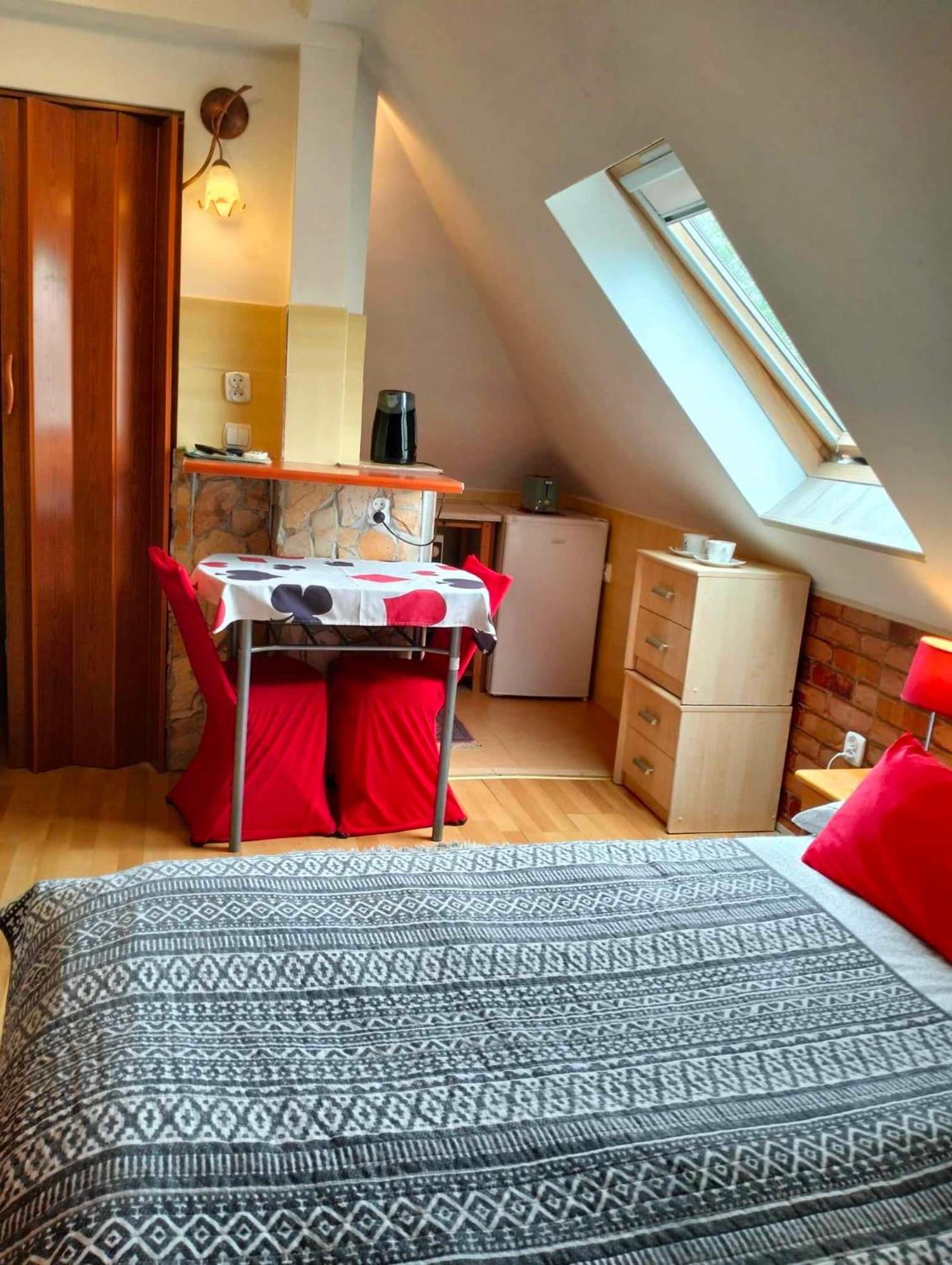 Zielone Wzgorze Na Starowce Apartment Sandomierz Bagian luar foto