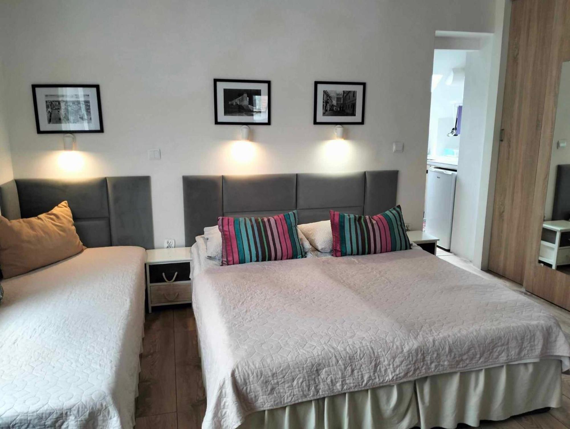 Zielone Wzgorze Na Starowce Apartment Sandomierz Bagian luar foto