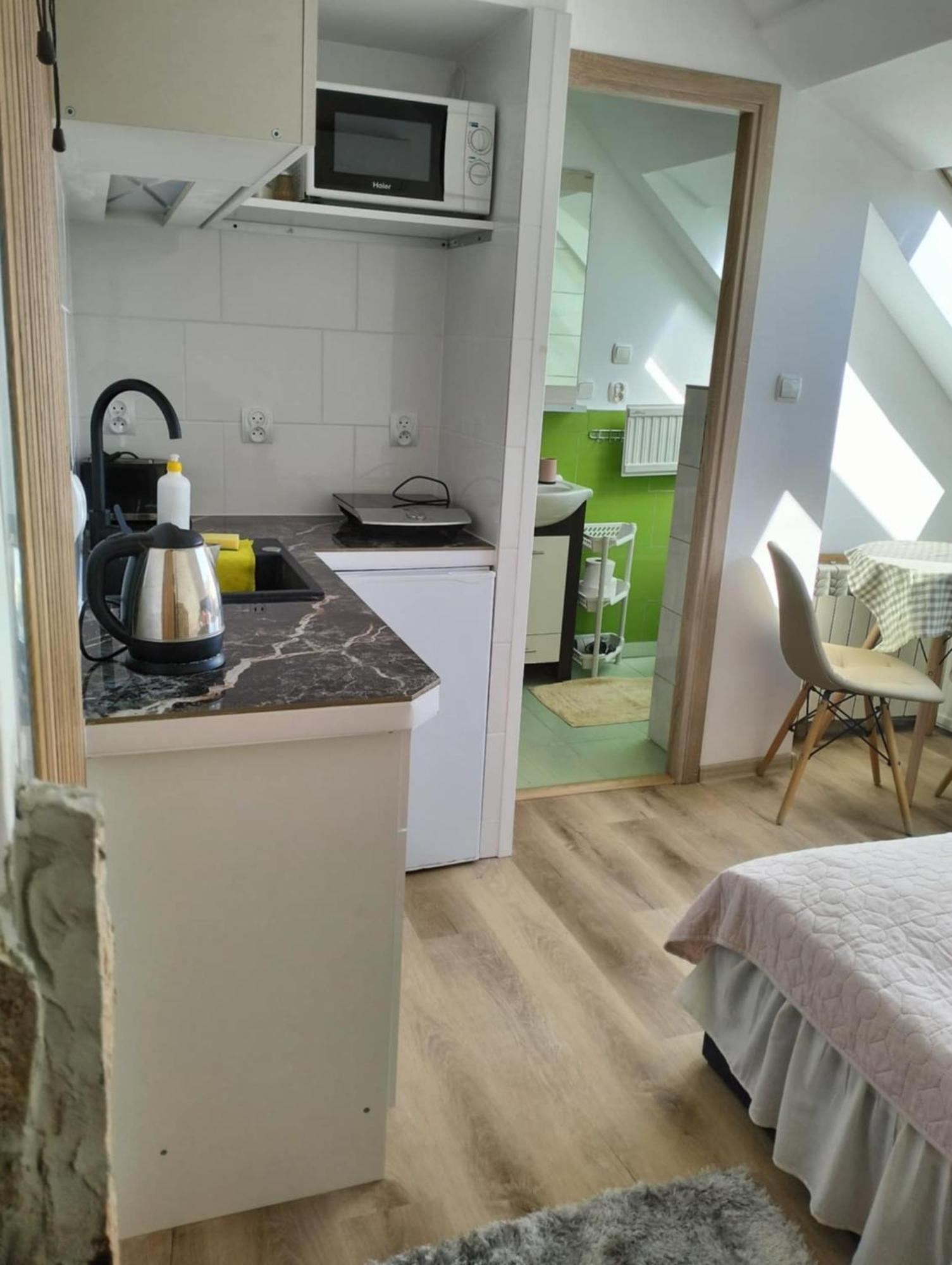 Zielone Wzgorze Na Starowce Apartment Sandomierz Bagian luar foto